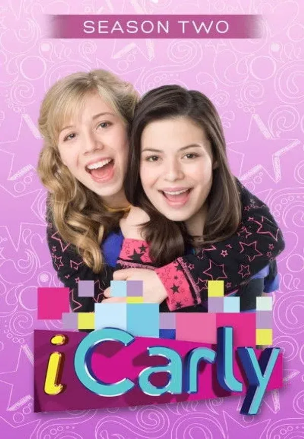 Poster phim Cô Bé Internet Carly (Phần 2) trên Phim Mới
